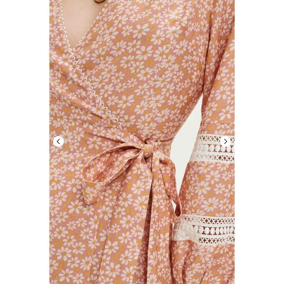 Maje Restella Daisy Printed Lattice Detail Whimsy Garden Wrap Dress 36 Small - Picture 3 of 9